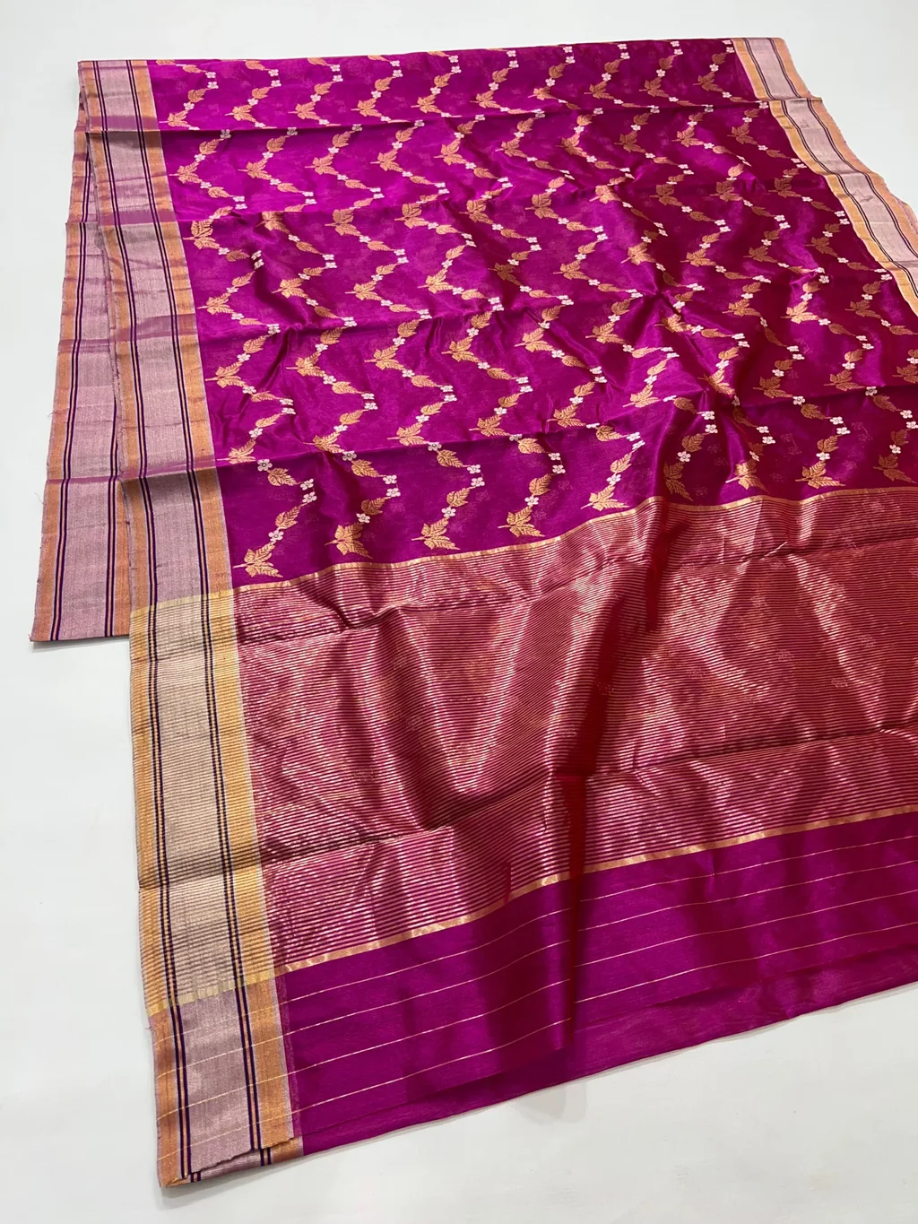 Luxurious Pure Chanderi Silk Pattu Saree with Intricate Maggam Work - ethnic Indian fashion from Swathi Design