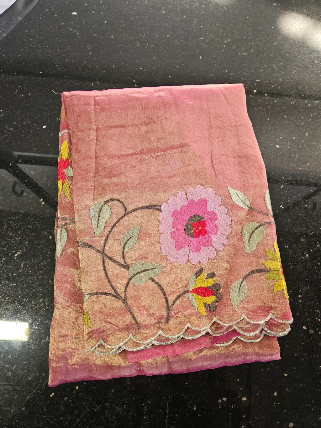 Luxurious Handwoven Banarasi Tissue Saree with Zari Detailing - ethnic Indian fashion from Swathi Design