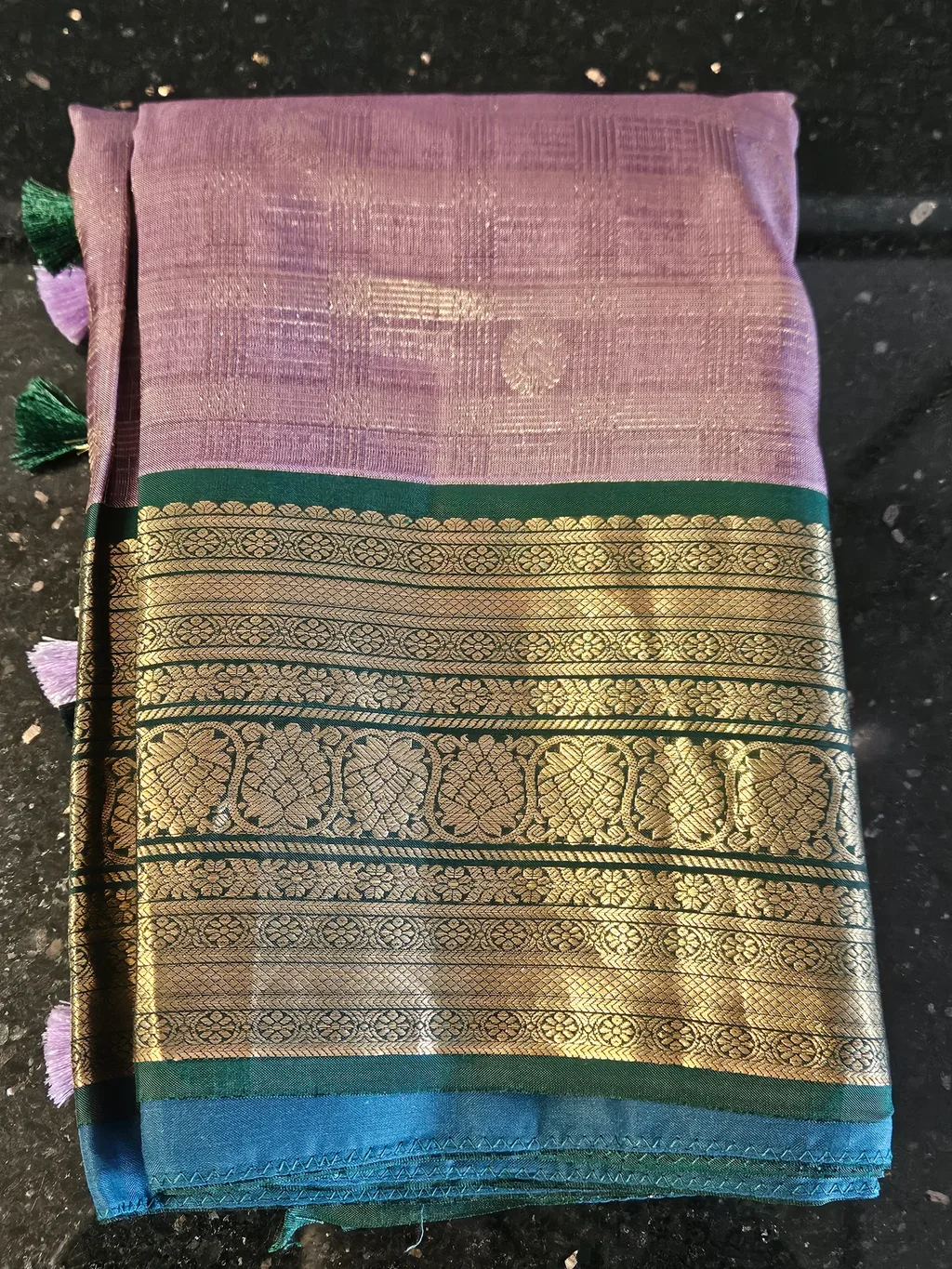 Luxurious Handwoven Pure Kanchipuram Silk Saree with Zari Detailing - ethnic Indian fashion from Swathi Design