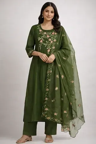 Off-White Silk Muslin Lehenga for Weddings & Festivals - ethnic Indian fashion from Swathi Design